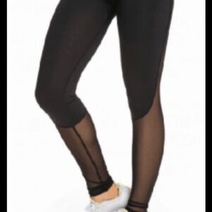 *New* Leggings with Mesh ♦️